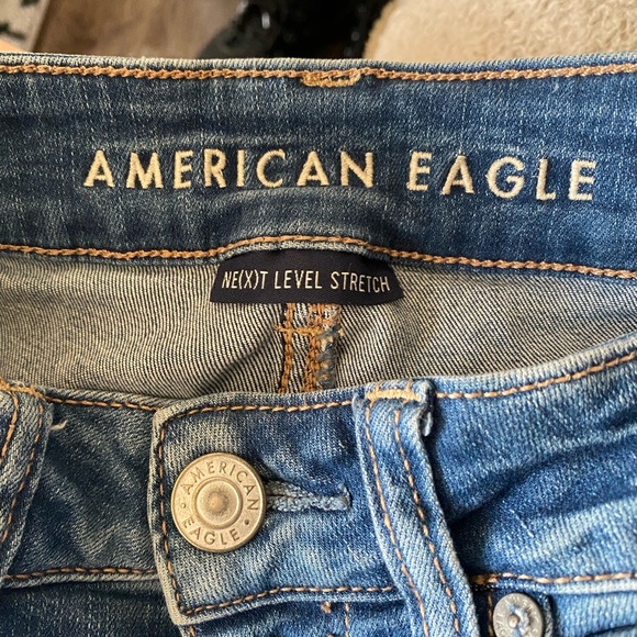 Stretchy shorts - Picture 2 of 4